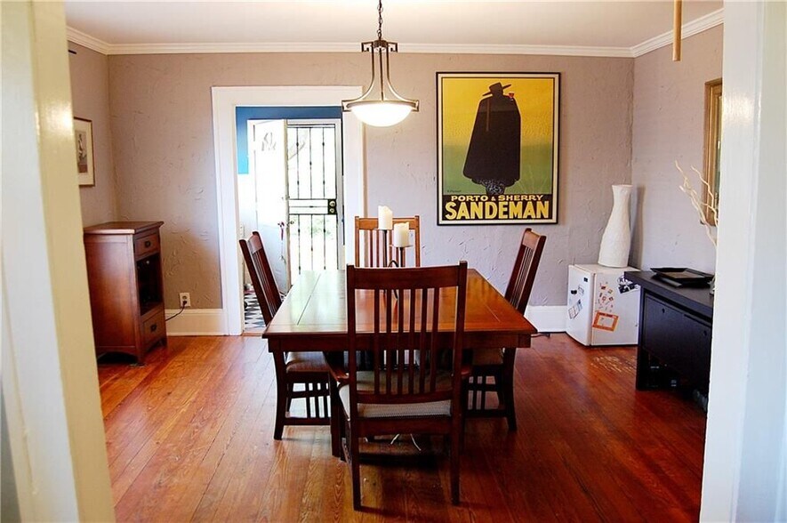 Building Photo - 1228 Grant St SE