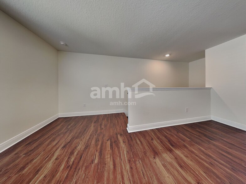 Building Photo - 6237 Emerald Hls Wy