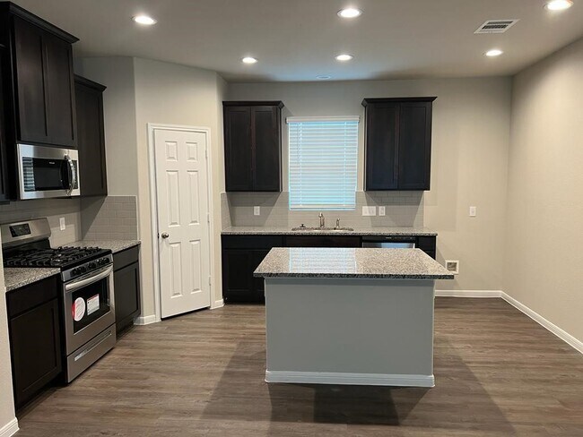 Building Photo - 22647 Rosy Hts Trl
