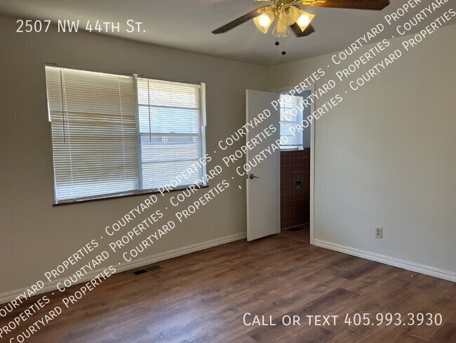 Building Photo - 2507 NW 44th St