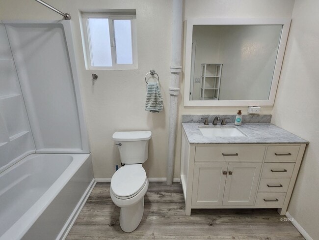 Building Photo - 830 W Stirrup Dr