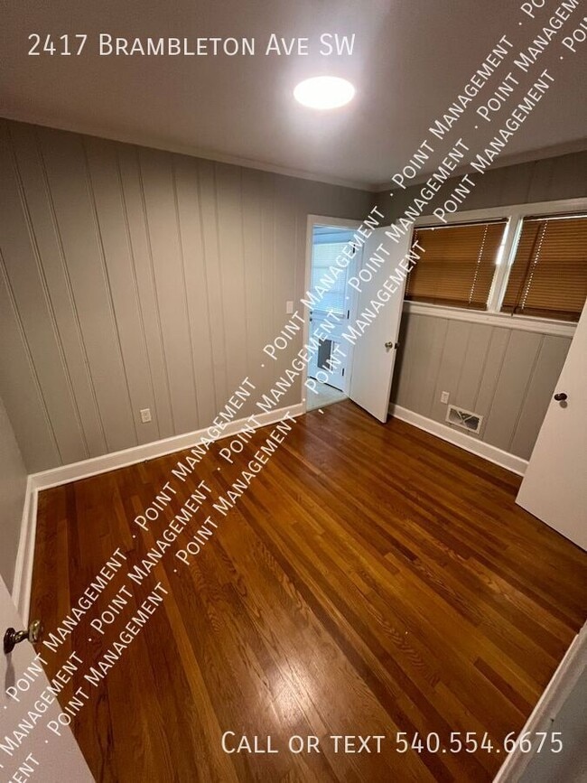 Building Photo - 2417 Brambleton Ave SW