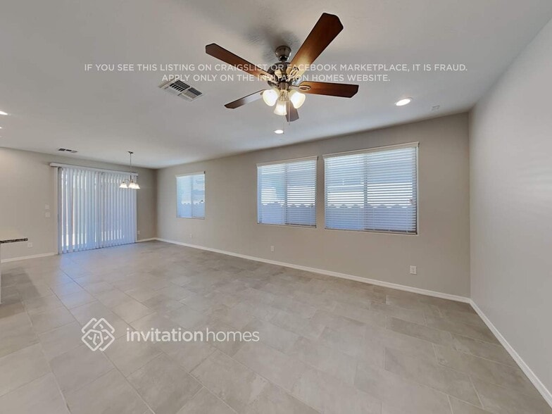 Building Photo - 14420 W Swayback Pass