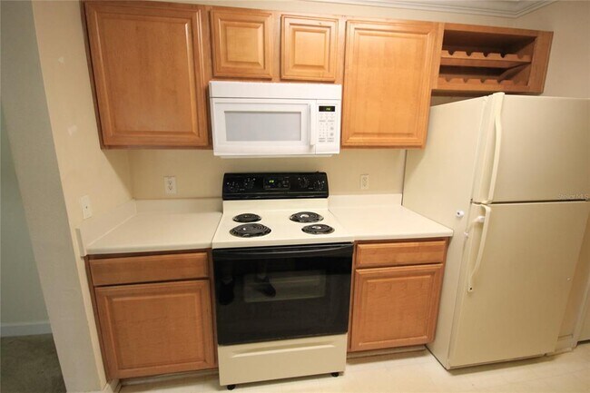 Building Photo - 18361 Bridle Club Dr