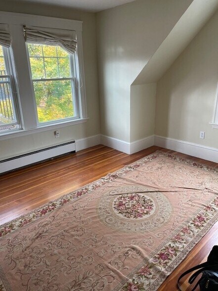 Building Photo - 60 Denton Rd