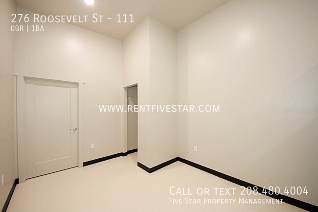 Building Photo - 276 Roosevelt St