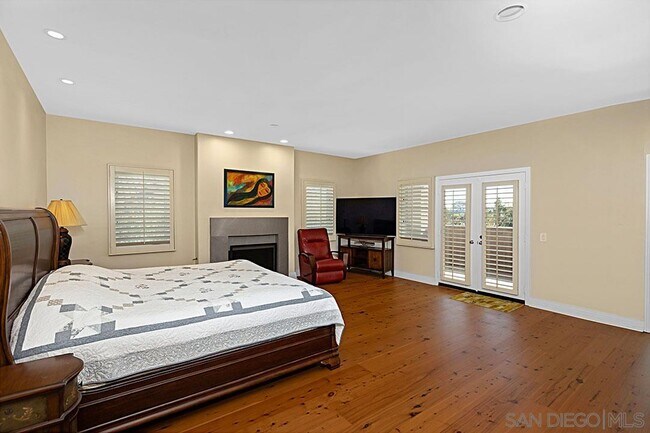 Building Photo - 927 Tingley Ln