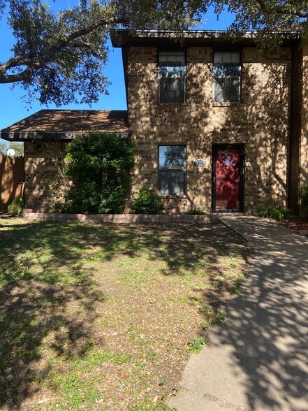 Primary Photo - 1710 Utah Ave