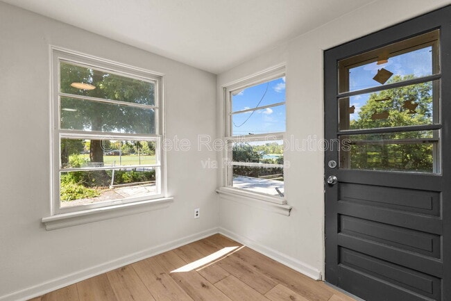 Building Photo - 1395 St Jean St