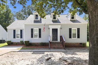 Building Photo - 709 Quail Hills Dr