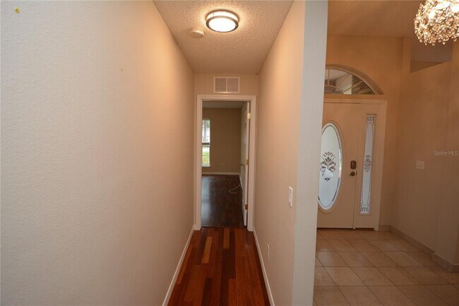 Building Photo - 101 Boulder Rock Dr