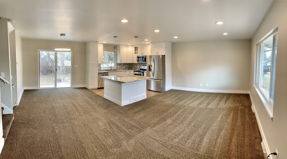 Building Photo - 2709 Meadowlark Ave