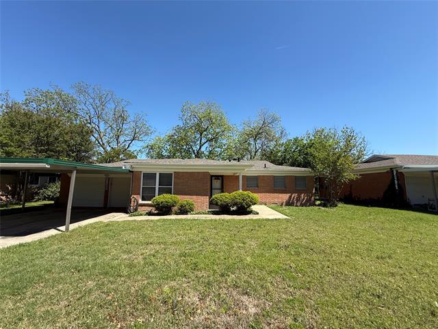 Building Photo - 1135 Park Center St