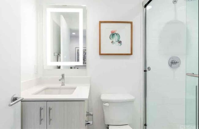 Building Photo - 4829 Craner Ave