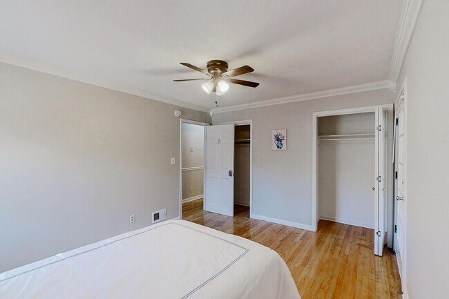 Building Photo - Morrow Home, a 3 mins drive to transit stop Mt Zion Blvd & E Meyer Dr