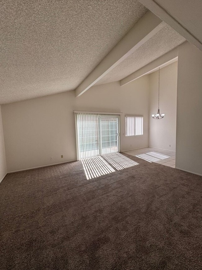 Building Photo - Orchard Lane Condo for Rent near the 101 F...