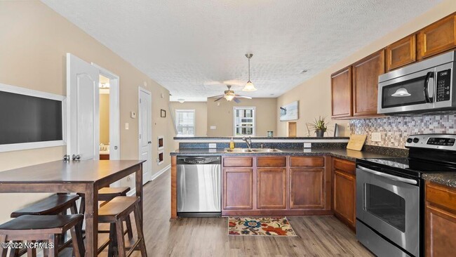 Building Photo - 307 Glen Cannon Drive