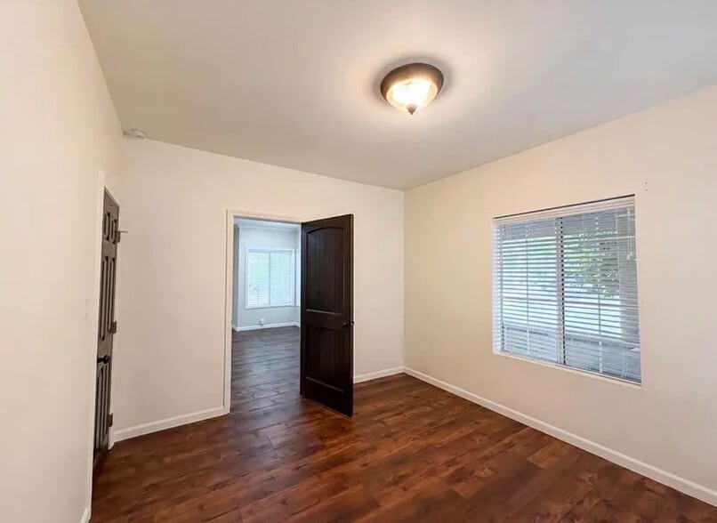 Building Photo - 231 22nd St