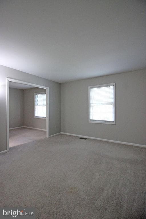 Building Photo - 6530 Yadkin Ct