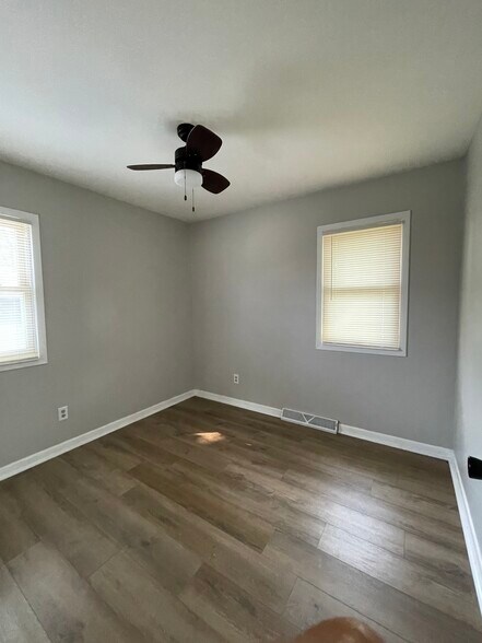 Building Photo - 2813 Hull Ave