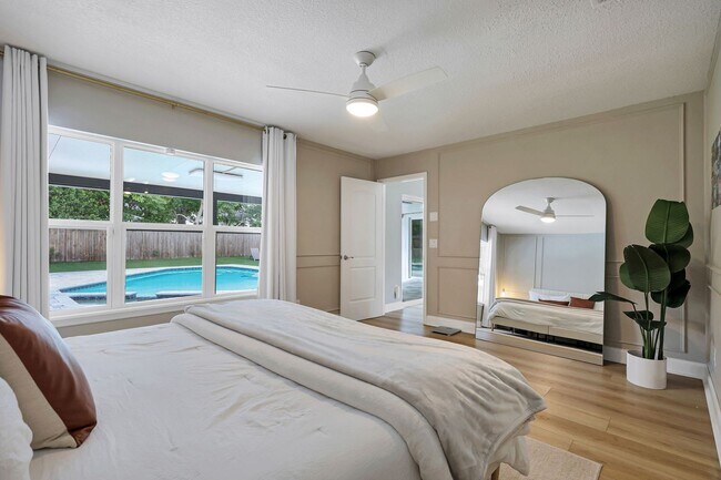 Building Photo - Shadow Bay Springs/DR PHILLIPS POOL HOME!!