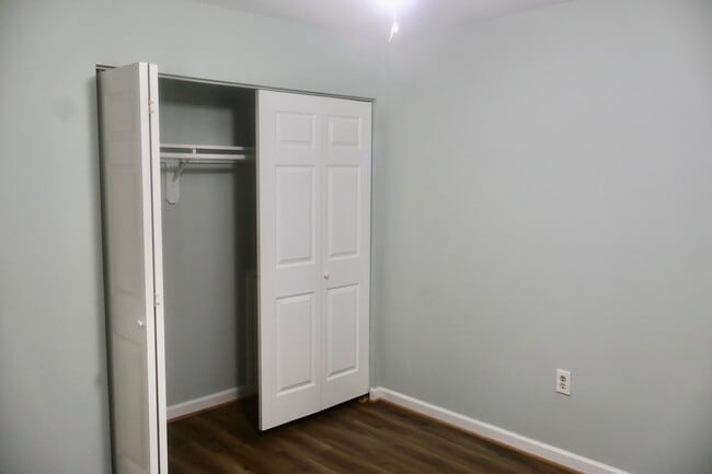 Building Photo - 7617 Swan Terrace