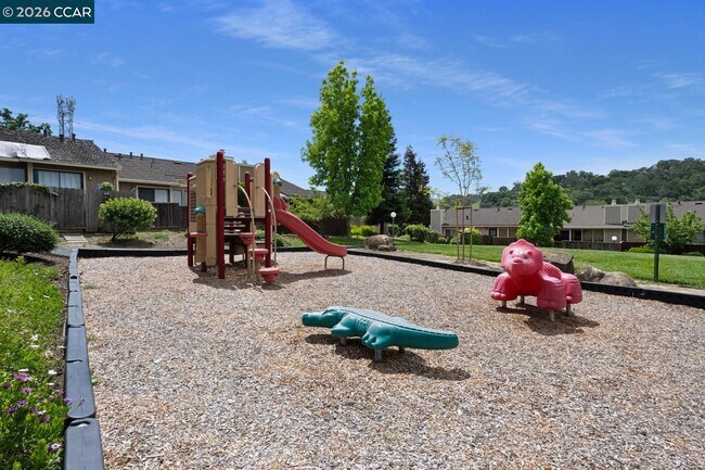 Building Photo - 238 Thistle Cir