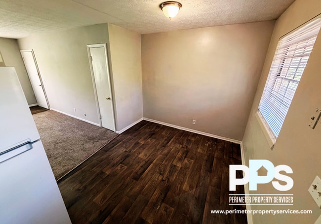 Building Photo - 1730 Sams St