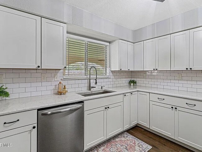 Building Photo - 6776 Copper Ridge Dr