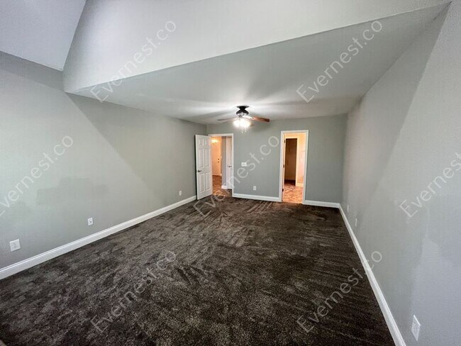 Building Photo - 1248 Brookfield Ct NE