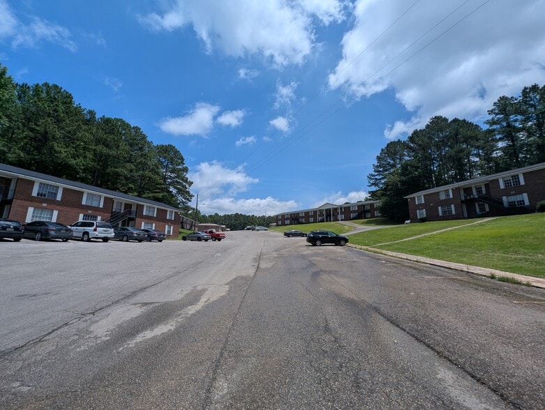 Building Photo - Cottonwood Apartments
