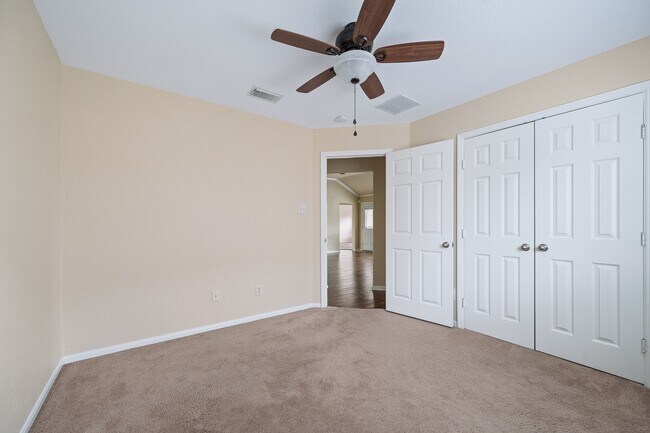 Building Photo - 9515 Denfield Ln