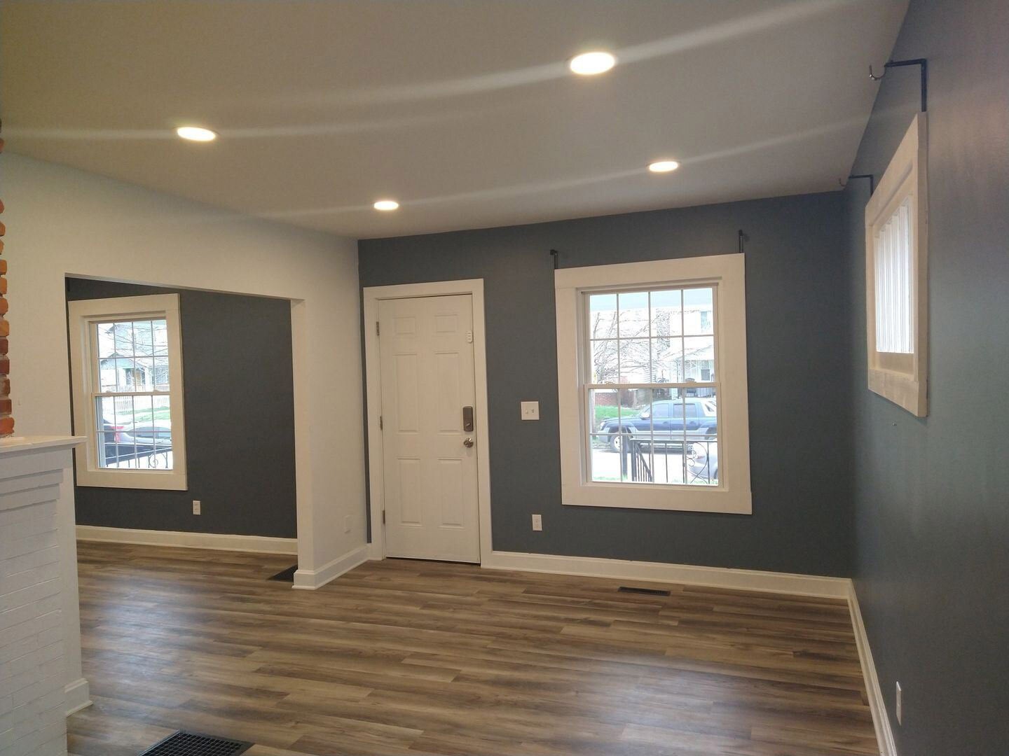 Building Photo - 587 S Ogden Ave