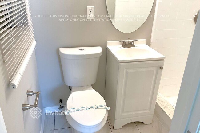 Building Photo - 2623 N Beaumont Ave