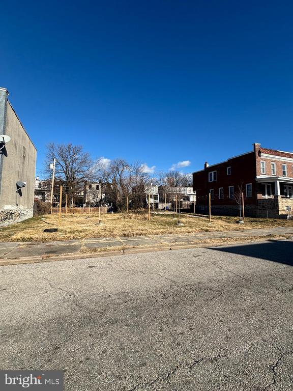 Building Photo - 1623 Carswell St