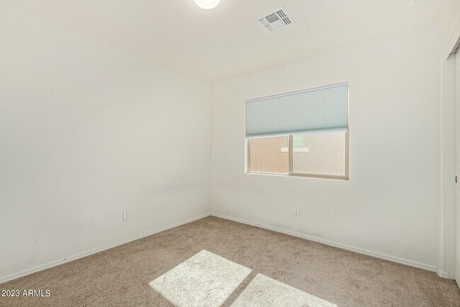Building Photo - 17837 N 114th Ln