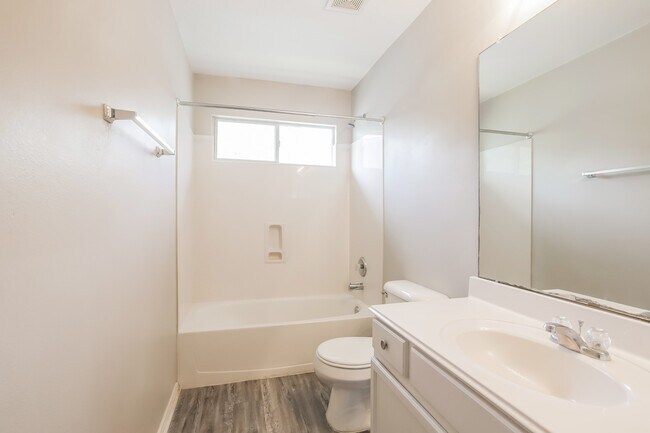 Building Photo - 2911 Cypress Island Dr