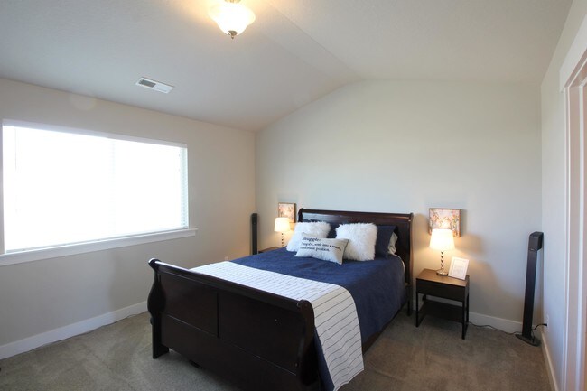 Building Photo - 327 S 730 E