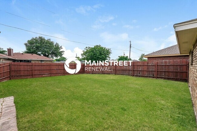 Building Photo - 3 Bedroom Pet-Friendly Home in Lancaster, ...