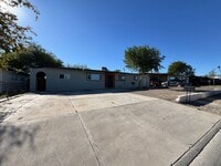 Building Photo - Spacious and Affordable Needles Ca home