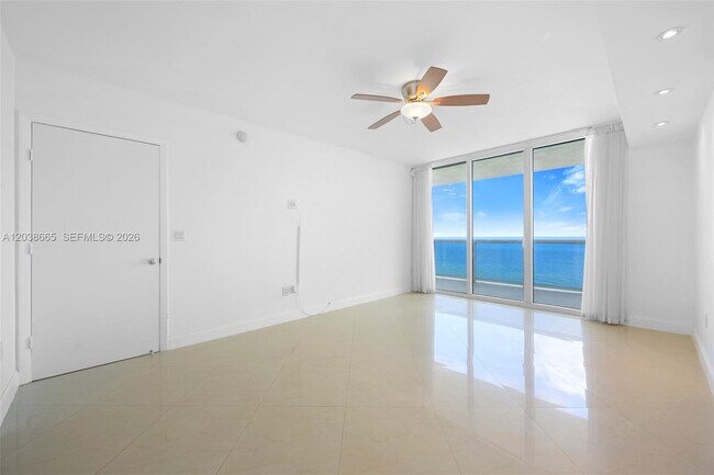 Building Photo - 1800 S Ocean Dr
