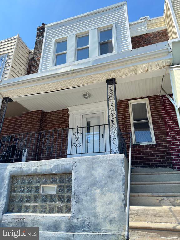 Building Photo - 1422 S Patton St