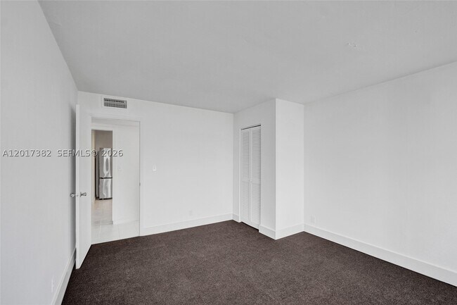 Building Photo - 1600 S Ocean Dr