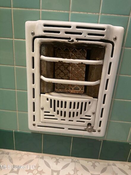 Building Photo - 3564 Cowan Pl