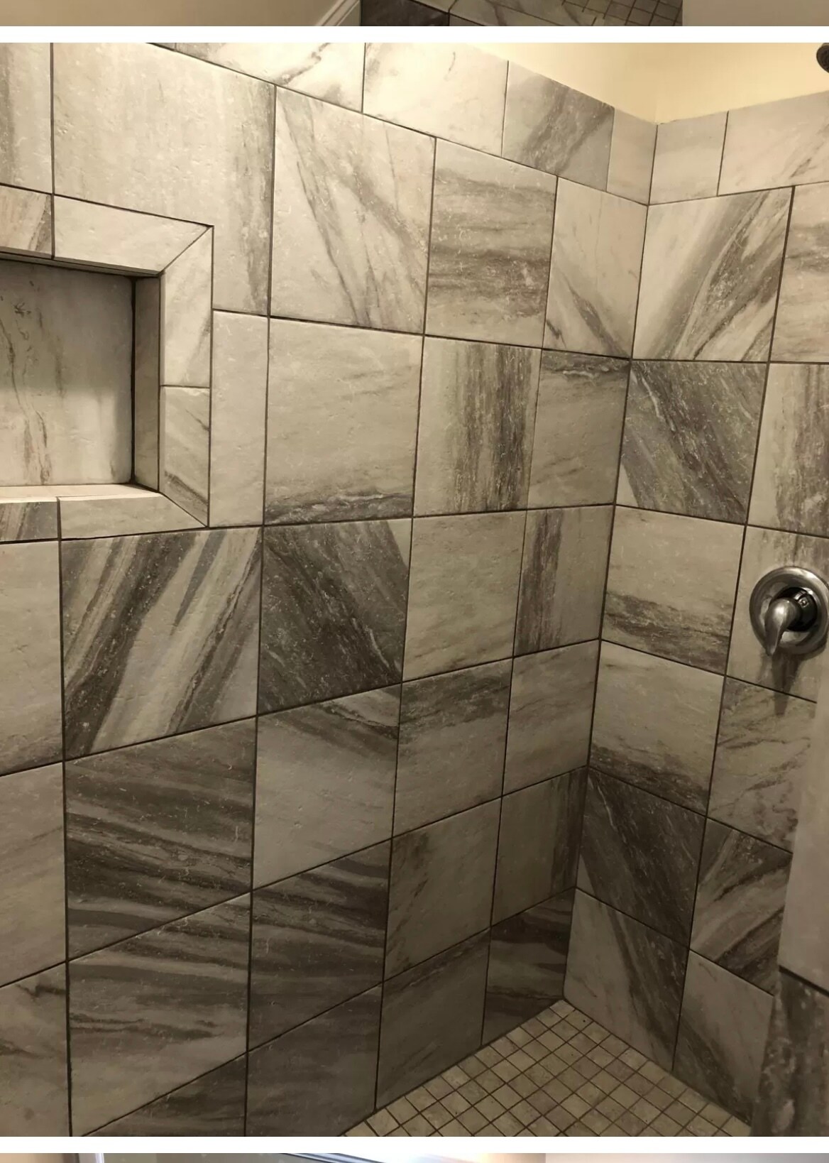 Building Photo - 107 S Main St