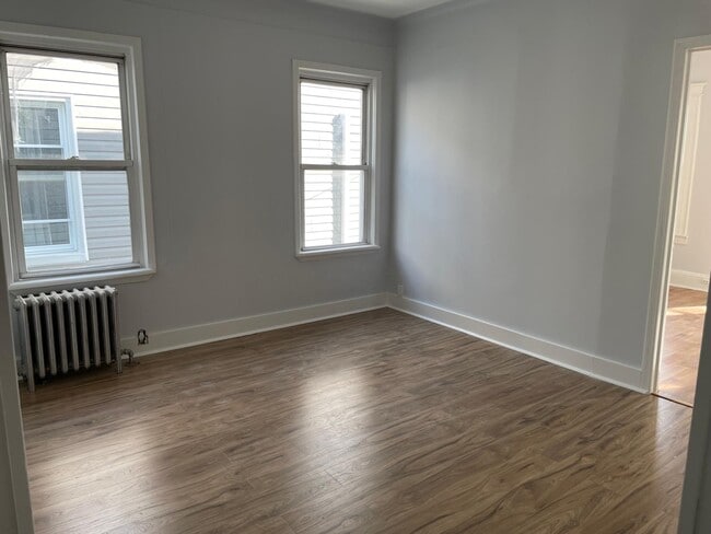 Building Photo - 10729 104th St