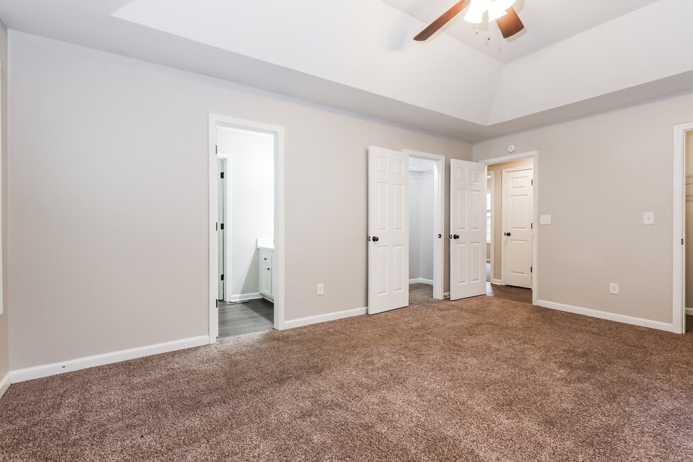 Building Photo - 2750 Old S Dr