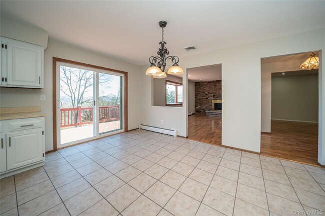 Building Photo - 62 Walter Dr