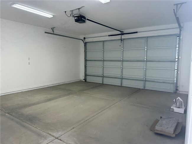 Building Photo - 1705 Talc Rd