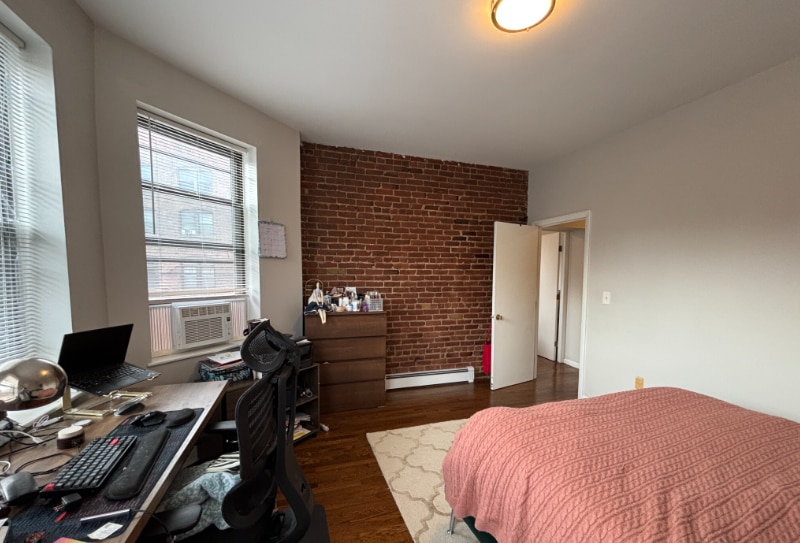 Building Photo - 17 Stearns Rd